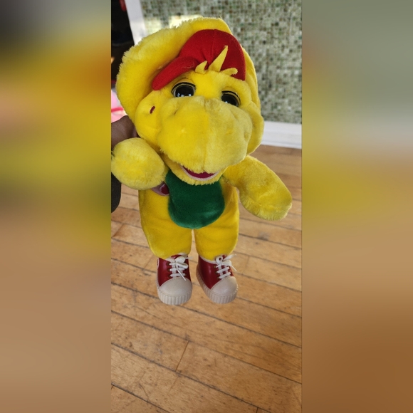 BJ from barney yellow dinosaur plush - Picture 7 of 10
